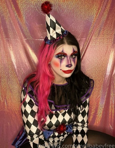 smollbabeyfree naked only fans