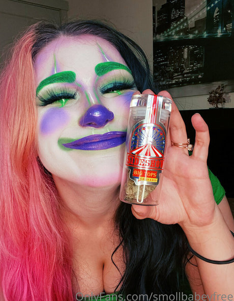 smollbabeyfree onlyfans leaks porn