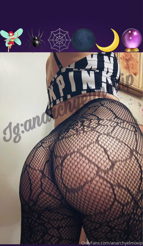 Anarchyelmovip onlyfans striptease