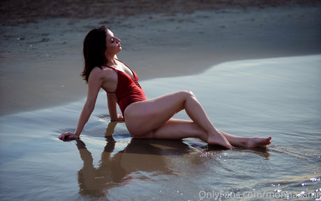 monnaasmr onlyfans leaked photos