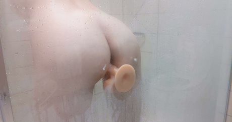 QT Lux onlyfans naked porn