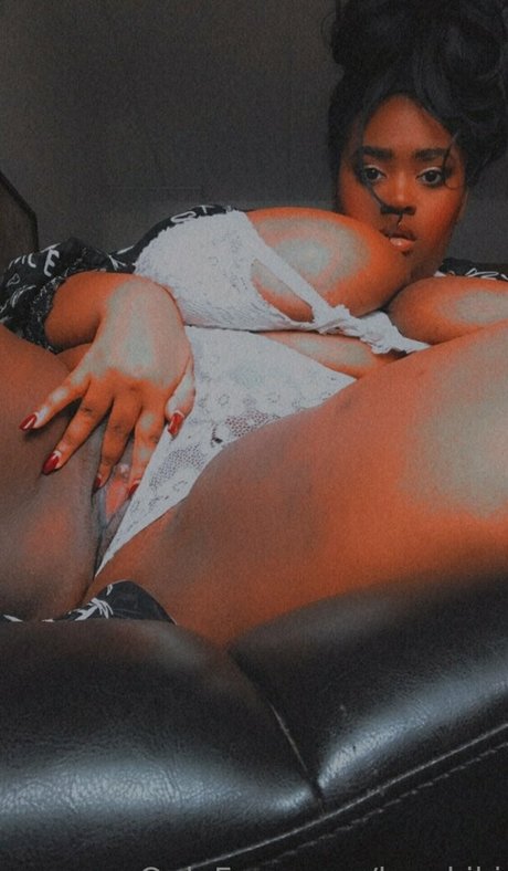 luvvkiki is on onlyfans