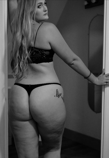 lmaoitsry onlyfans nude pictures