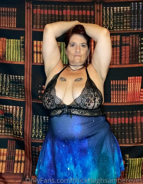 thickthighsambereyes sexy onlyfans