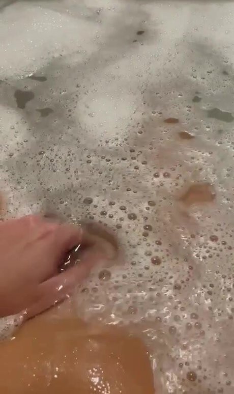 missmariah 0402 only fans pic