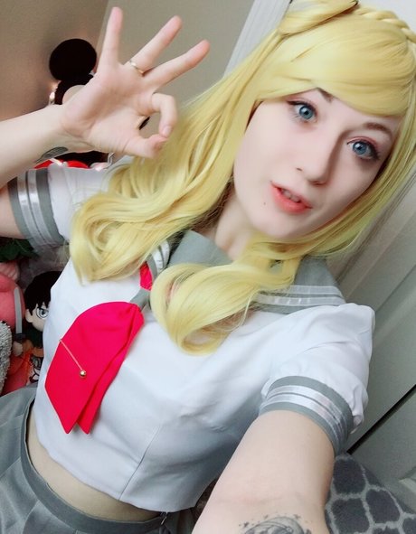 20 years old onlyfans sexy nude selfie