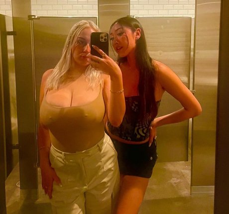 retro onlyfans exclusive shot