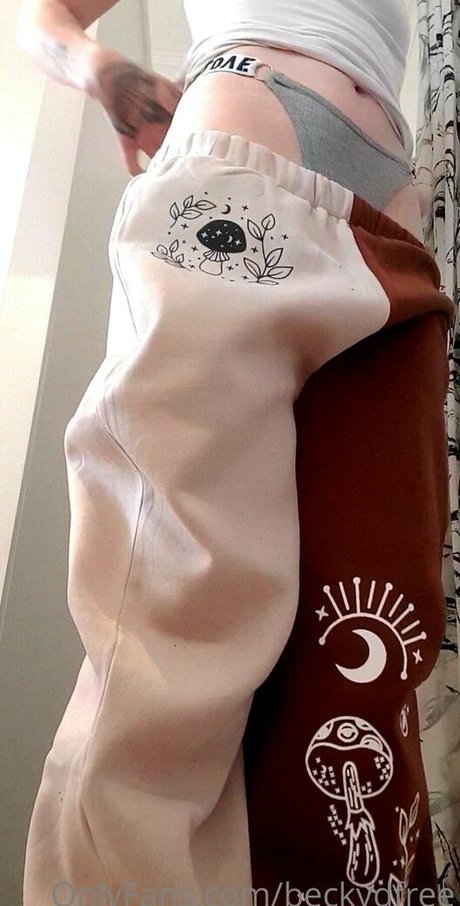 beckydfree onlyfans leaked nude