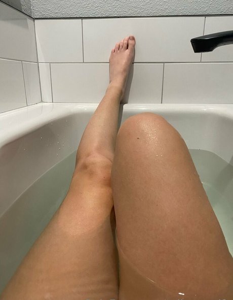 tallsexywife onlyfans posts