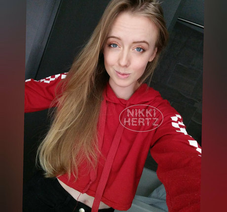 thenikkihertz onlyfans model images