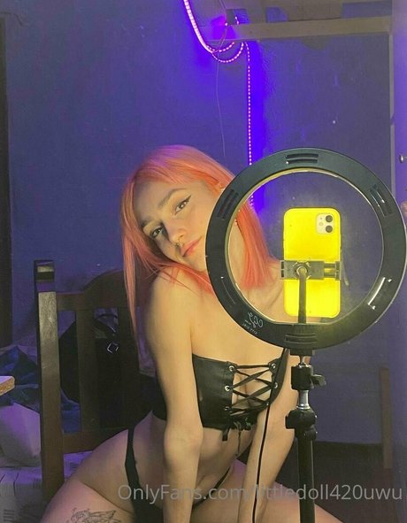 littledoll420uwu nudes onlyfans leak