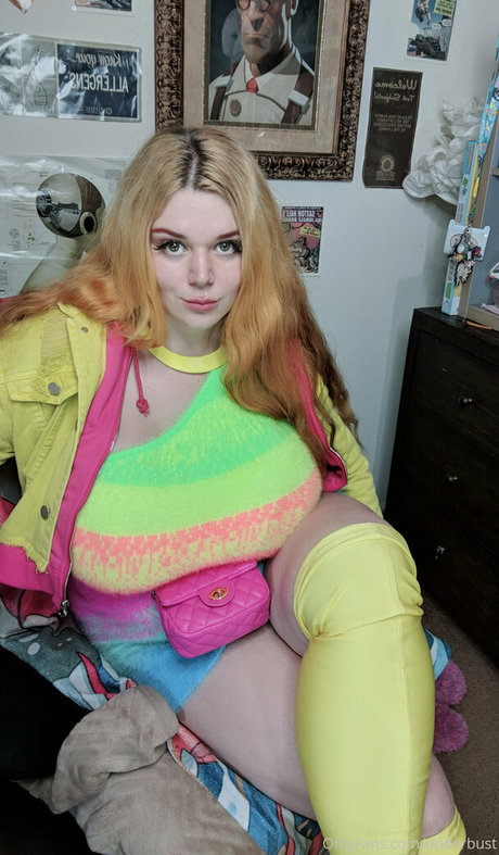 underbust onlyfans leaked