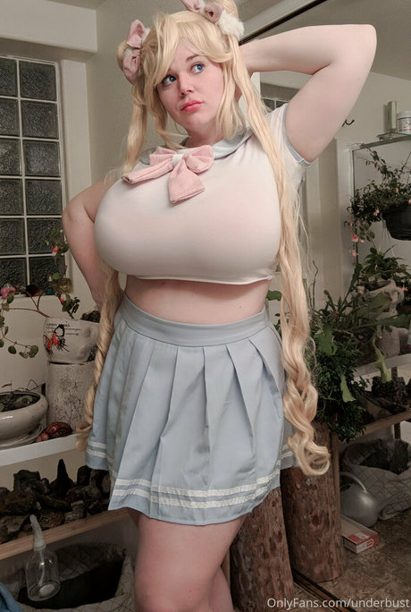 underbust onlyfans nude leaked