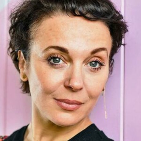 Amanda Abbington onlyfans.