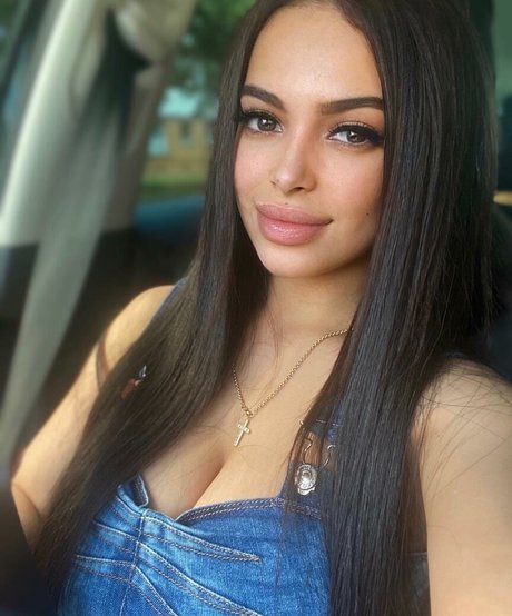 Maya Bulgarien onlyfans public photos