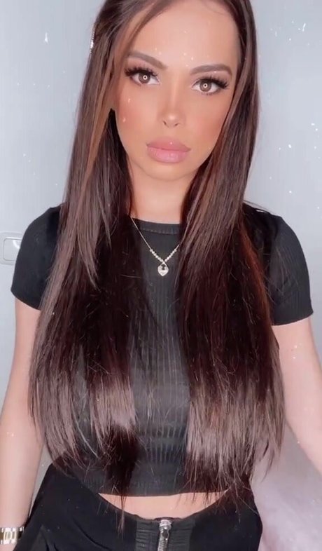 Maya Bulgarien only fans nude leaks