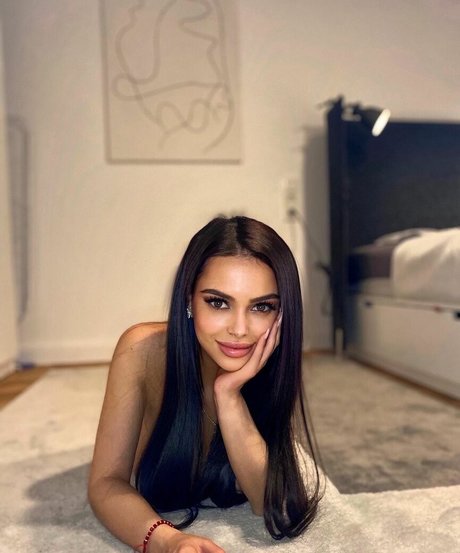 Maya Bulgarien onlyfans leaked photos