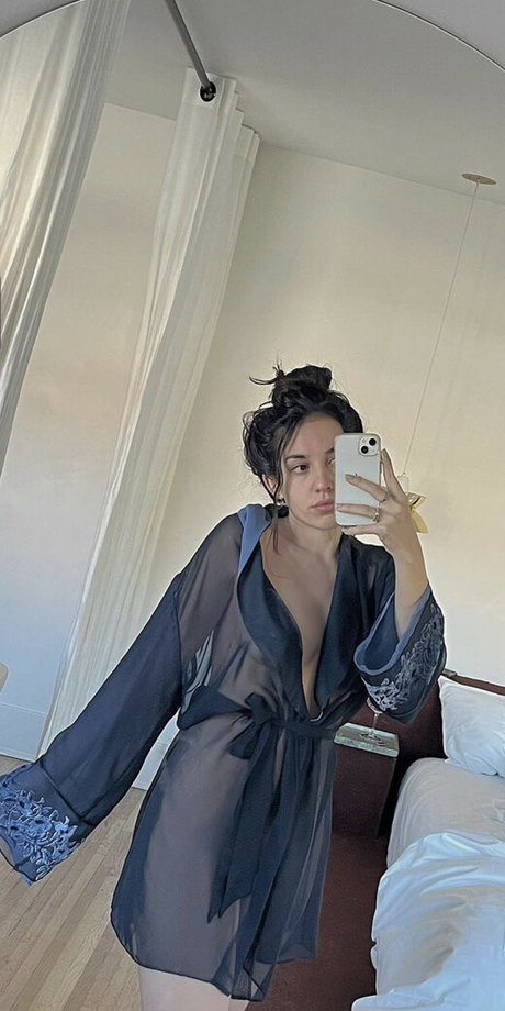 Gabi Abrao naked onlyfans