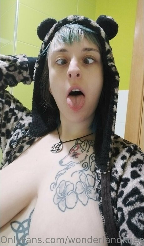 wonderlandkueen leaked onlyfans pictures