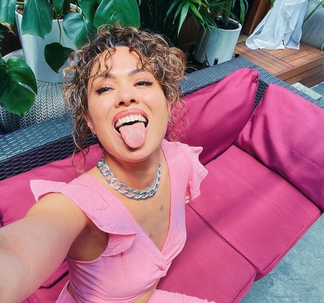 btsyourvirgogirlfriend onlyfans sex tape