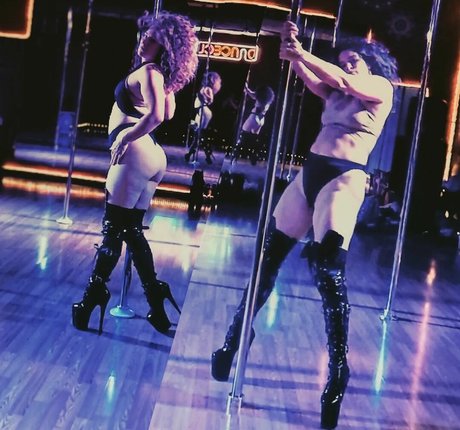 Hallee Hirsh onlyfans leaked naked