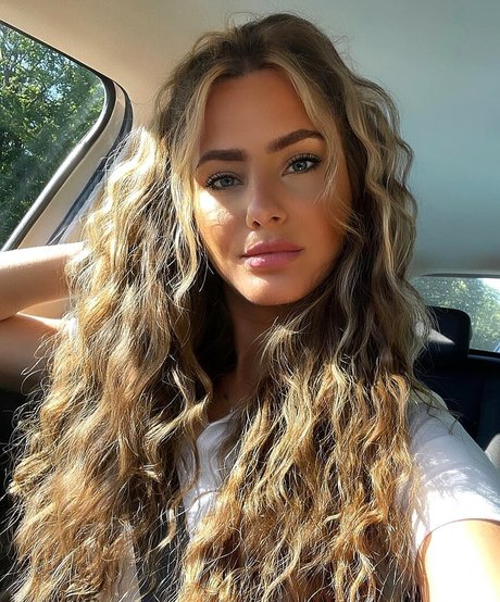 amateur deepthroat onlyfans pornographic scene