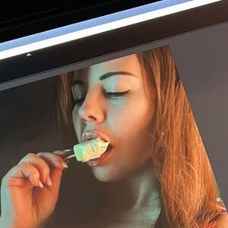 Carmen Palme onlyfans star