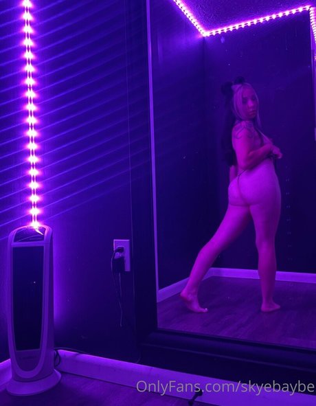 skyebaybe onlyfans nudes