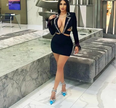 Jasleen Brar onlyfans sex tape