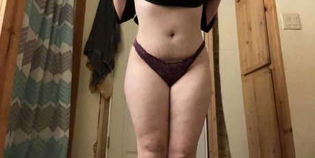 saturnsssecret onlyfans strip tease