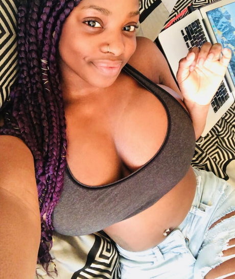 Itstaviaa onlyfans porn free