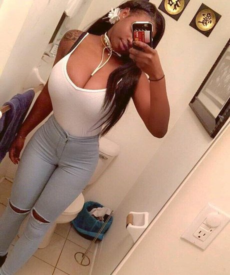 Itstaviaa free onlyfans