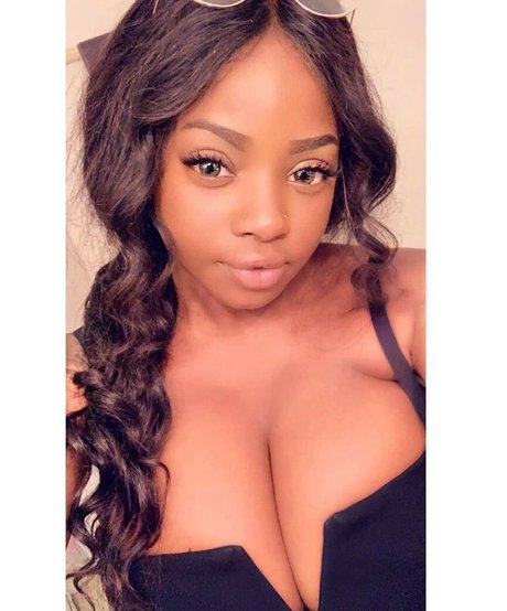 Itstaviaa onlyfans tits