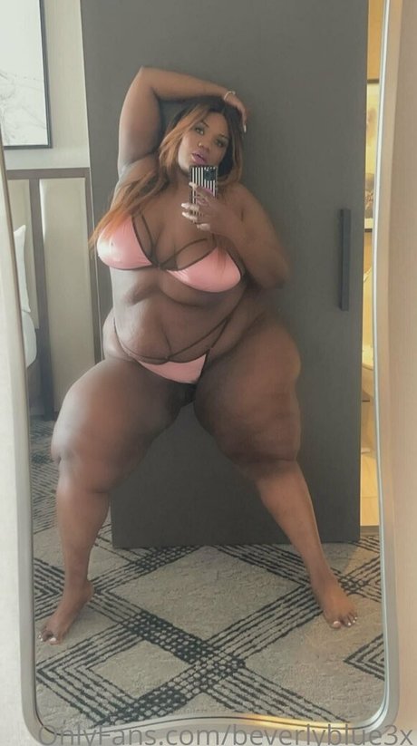 beverlyblue3x nude only fans leaks