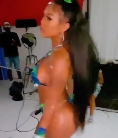 Chinese Kitty onlyfans model