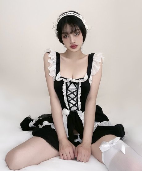 xyaku onlyfans topless