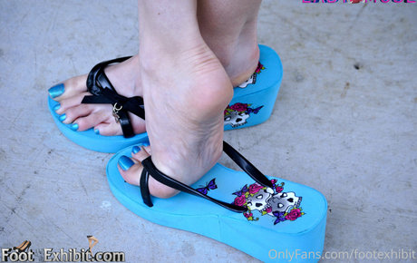 footexhibit onlyfans xx