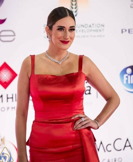 Amina Khalil only fans nude