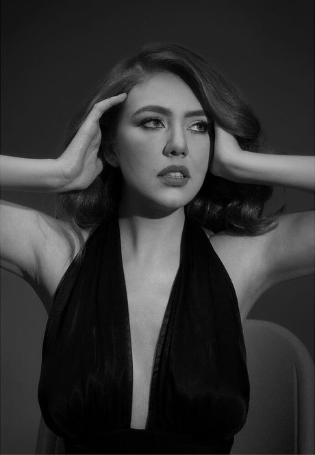 Rahma Hassan onlyfans tits