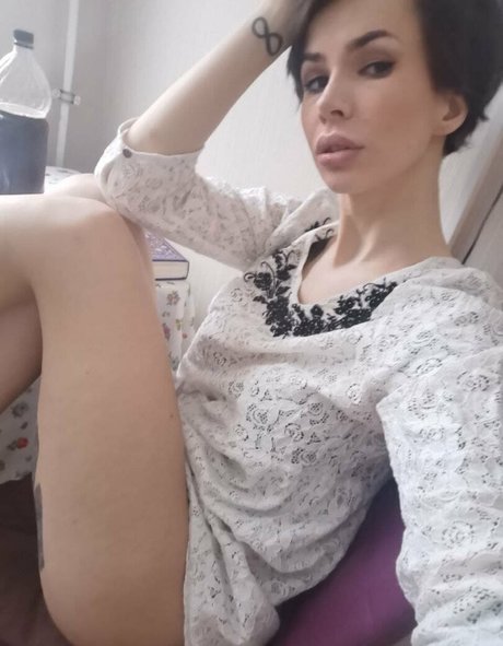 elenahug onlyfans porn