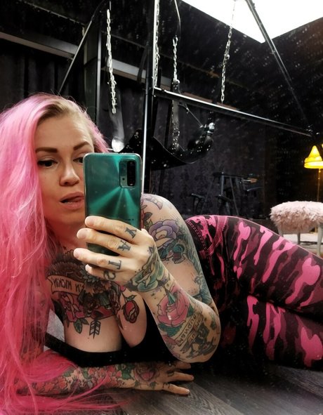 mistress suski strip onlyfans