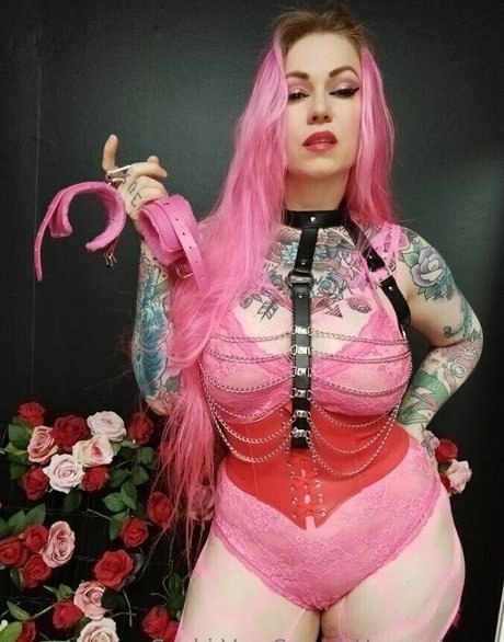 mistress suski onlyfans post