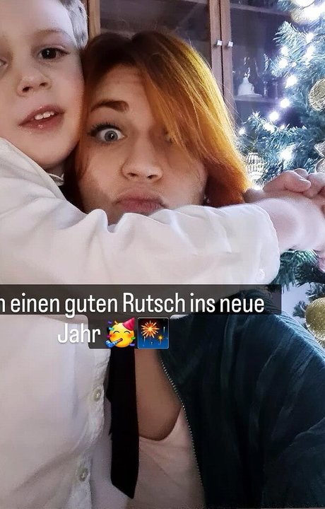 Caroline Haas pics onlyfans