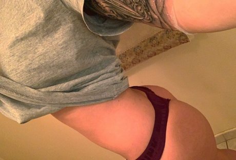 emxlyy free only fans