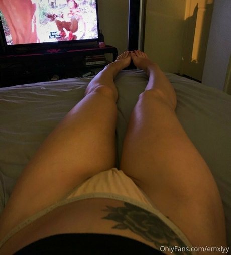 emxlyy naked leaked onlyfans