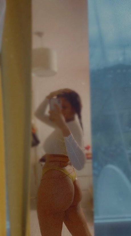 lilacaramel only fans nude