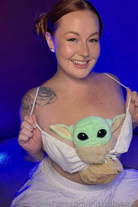 missrubyblu2 onlyfans model