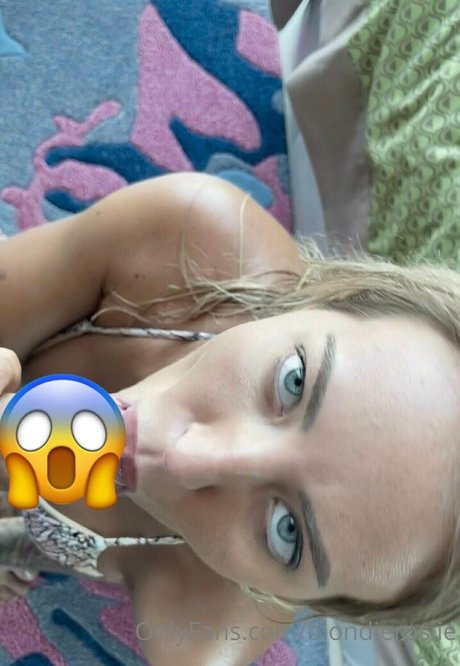 blondierosiie onlyfans leaks naked