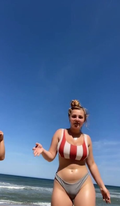 Marina Brooks onlyfans nudes leaked