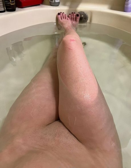 akpanda onlyfans model photo